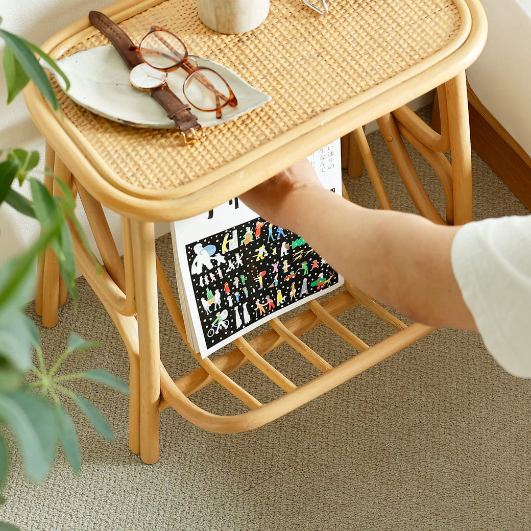 m-st04 マガジンラック付きラタンサイドテーブル - miion|北欧ナチュラルモダン家具・インテリア通販 miion(ミオン)