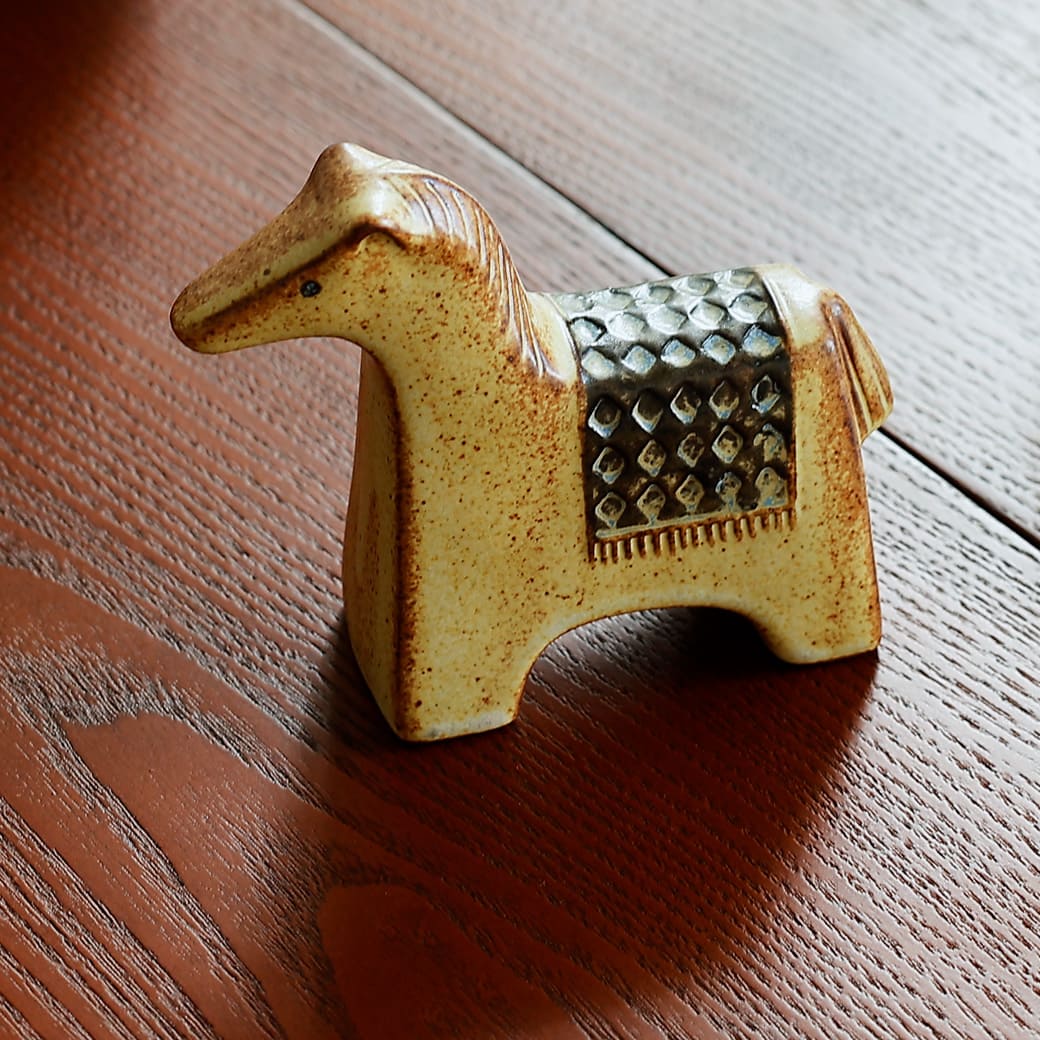 m-ob15 オブジェ かしわ窯 Horse - miion|北欧ナチュラルモダン家具・インテリア通販 miion(ミオン)