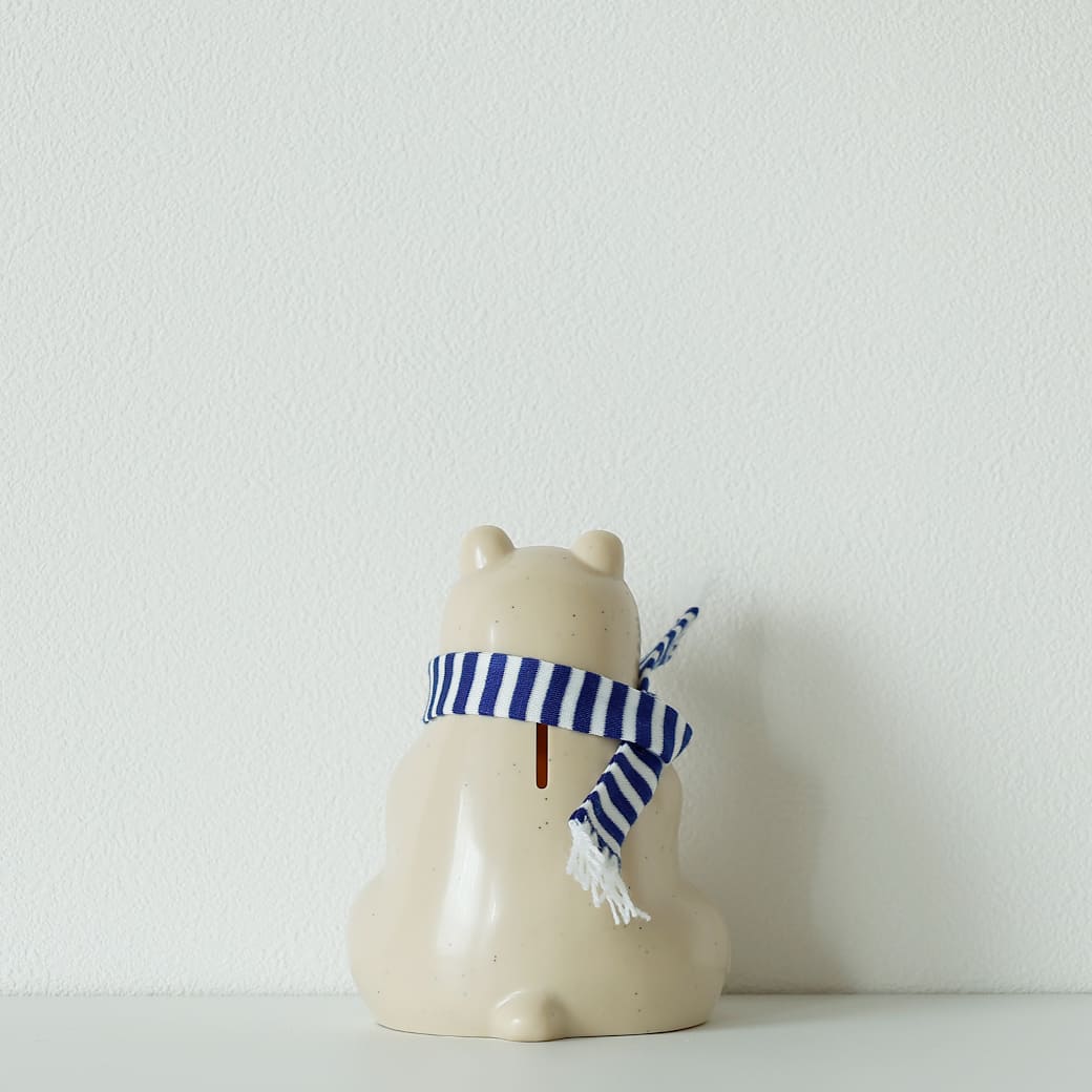 m-ob11 PLASTEP Polar Bear Money Box(白くま貯金箱)