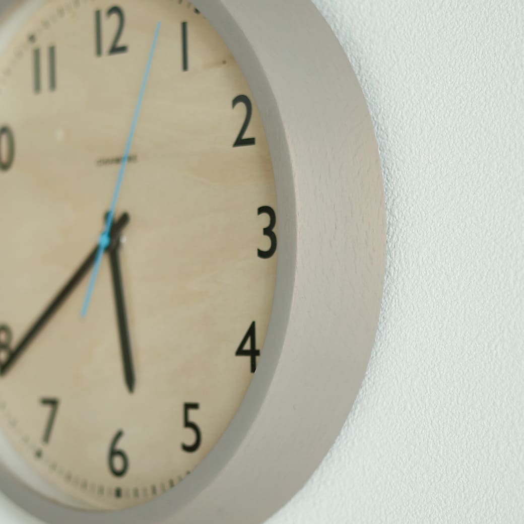 m - cl05 電波時計 DROP CLOCK GRAY - miion|北欧ナチュラルモダン家具・インテリア通販 miion(ミオン)