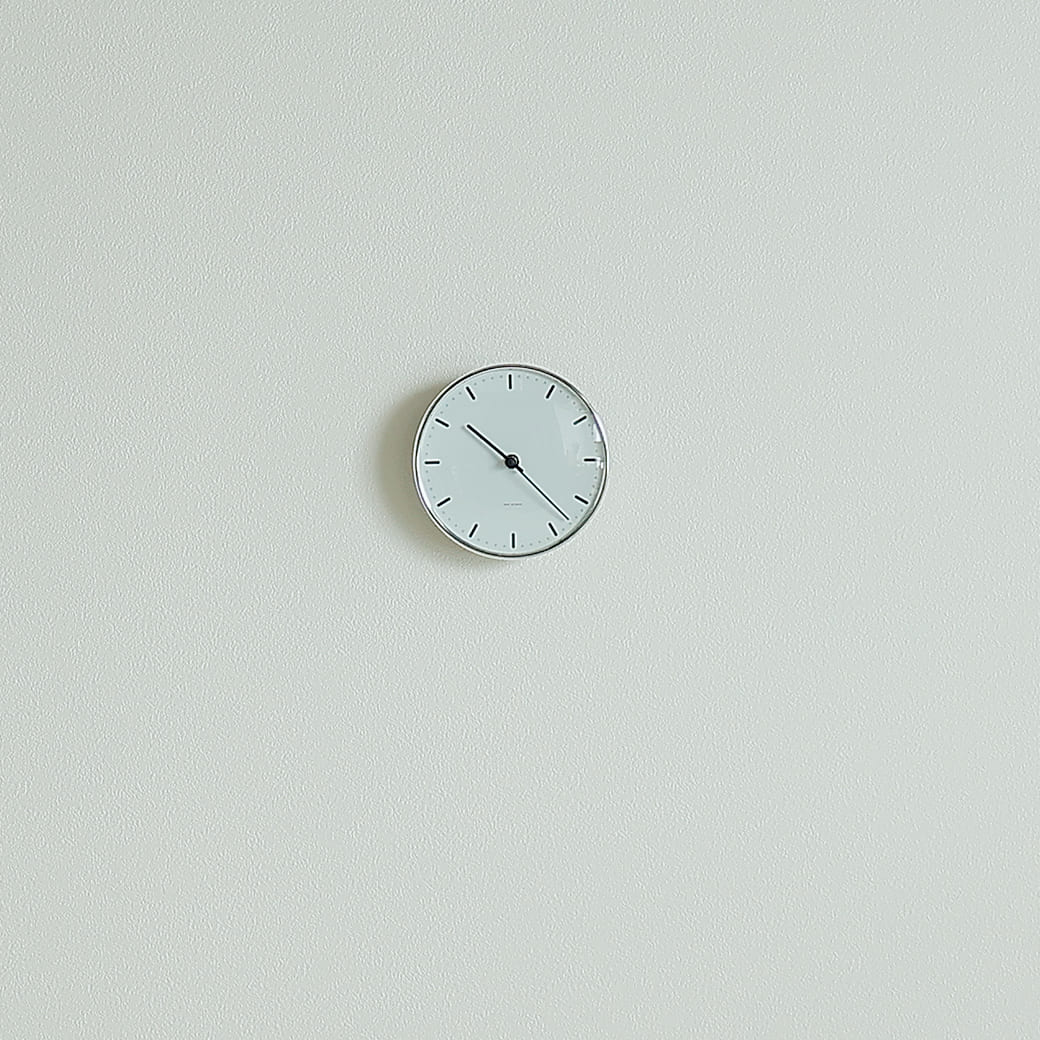 m - cl03 掛け時計 Arne Jacobsen CITY HALL 29cm - miion|北欧ナチュラルモダン家具・インテリア通販 miion(ミオン)