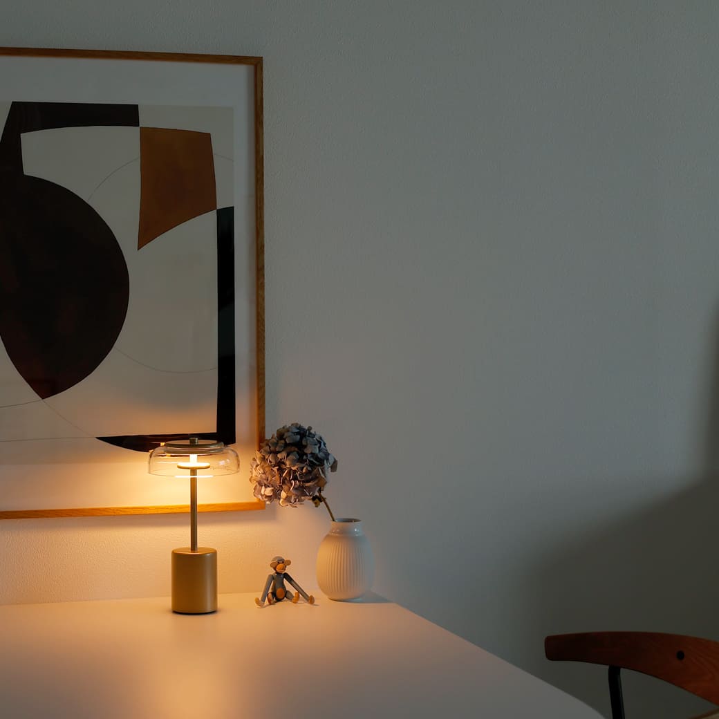 m-tl03 NUURA | BLOSSI TABLE MINI PORTABLE
