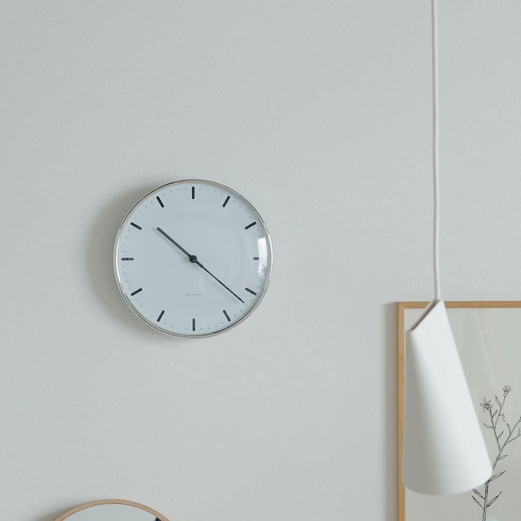 m - cl03 掛け時計 Arne Jacobsen CITY HALL 29cm - miion|北欧ナチュラルモダン家具・インテリア通販 miion(ミオン)
