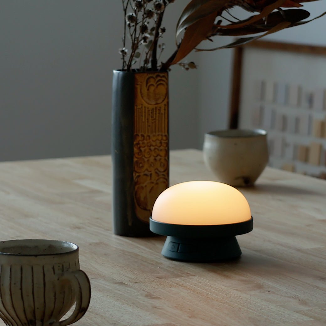 m - tl04 ROSENDAHL / ソフトスポット ソーラー ドッツ (フォレストグリーン) 直径11.5cm - miion|北欧ナチュラルモダン家具・インテリア通販 miion(ミオン)