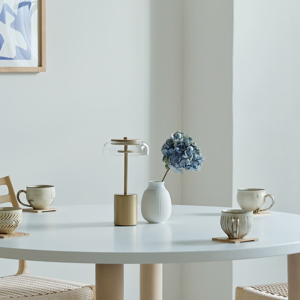 m - tl03 NUURA | BLOSSI TABLE MINI PORTABLE - miion|北欧ナチュラルモダン家具・インテリア通販 miion(ミオン)