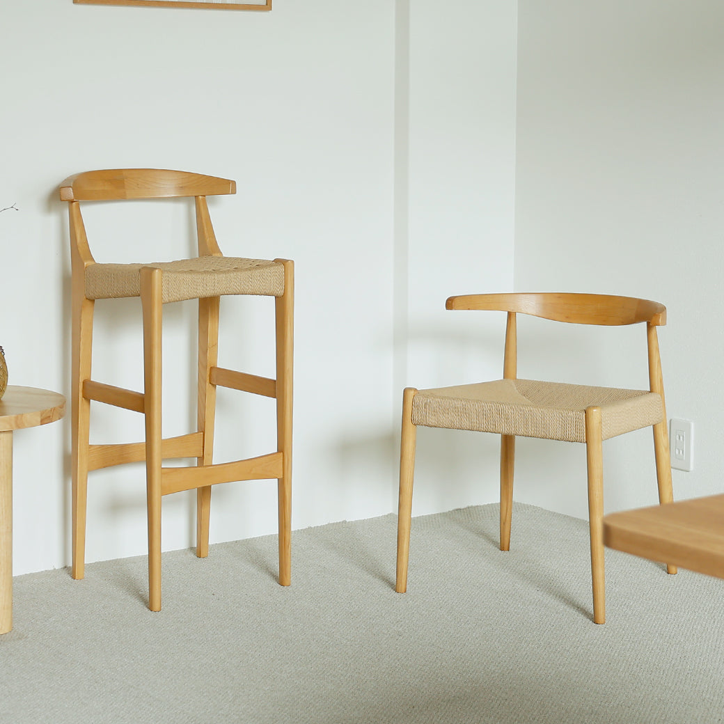 ベトナムから試作品の椅子が届きました。