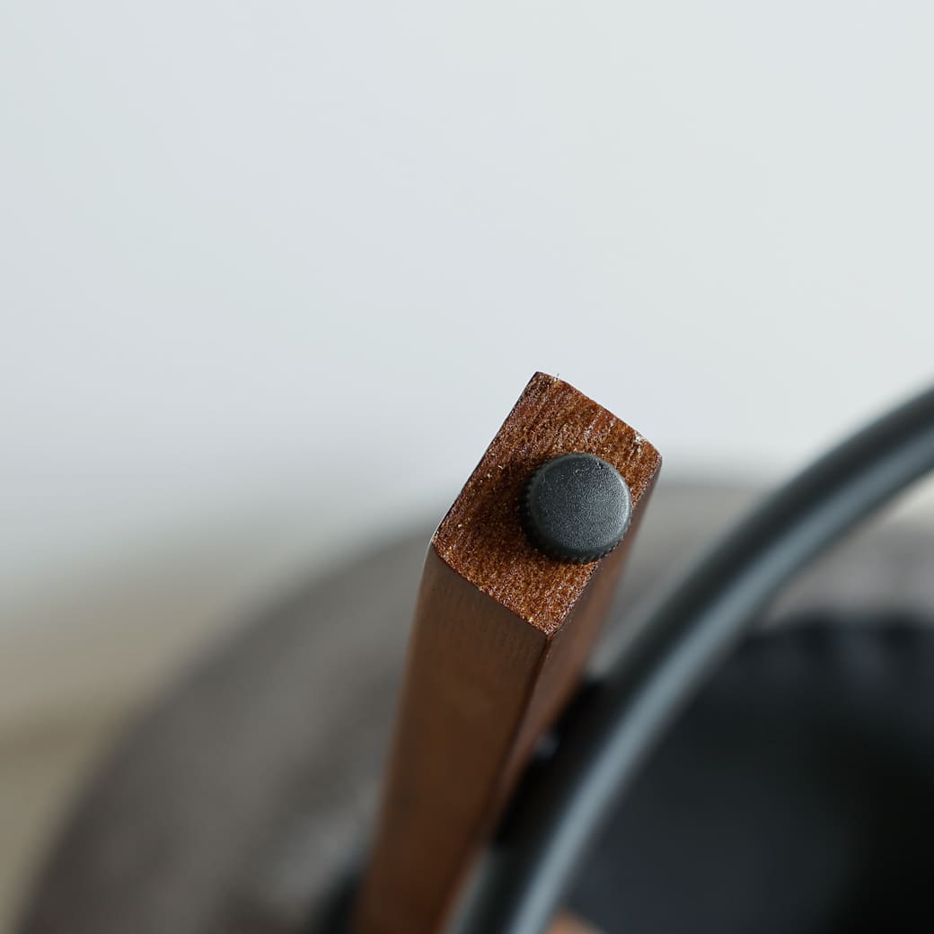 m-cc02 回転式ダイニングチェア