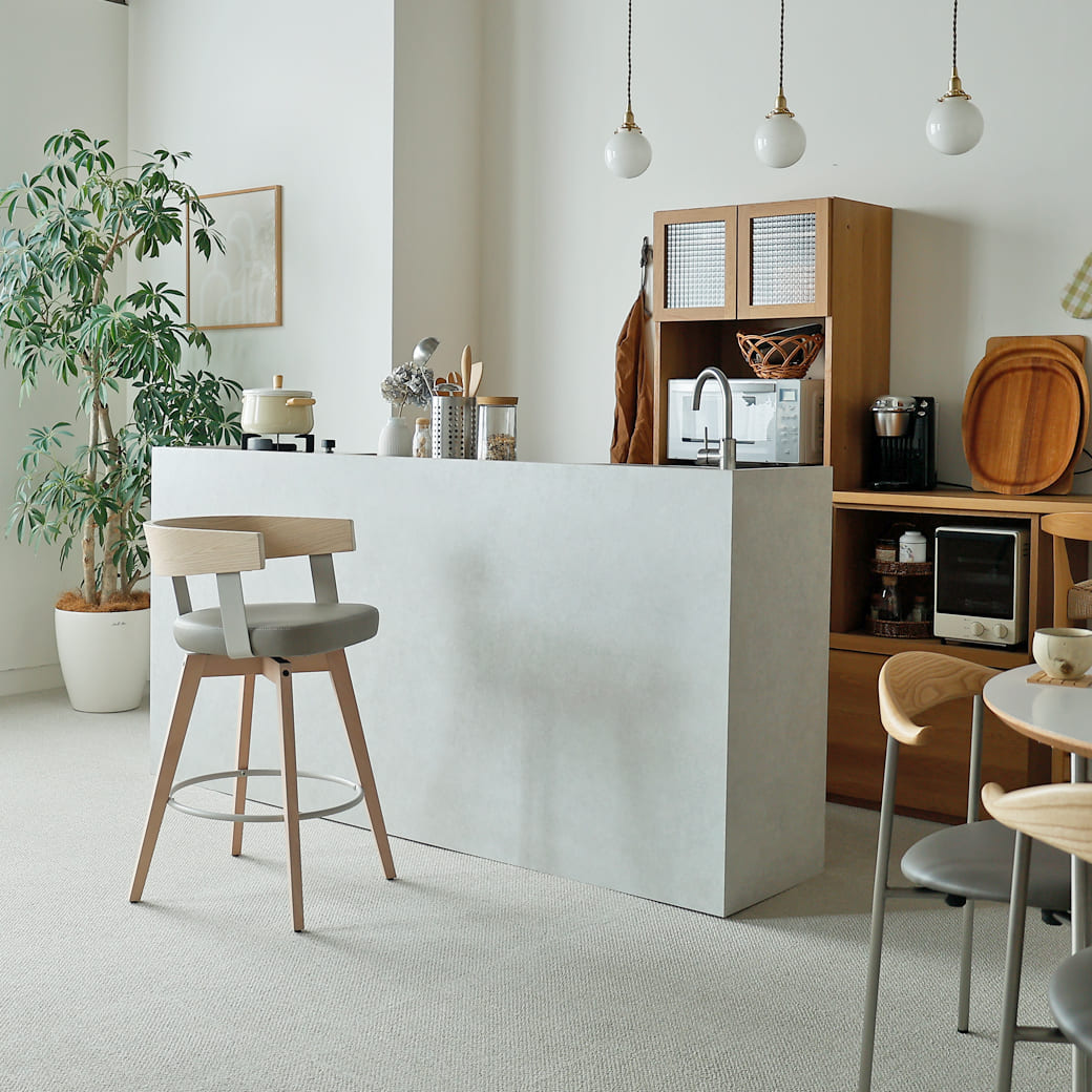 m-cc01 回転式ダイニングチェア