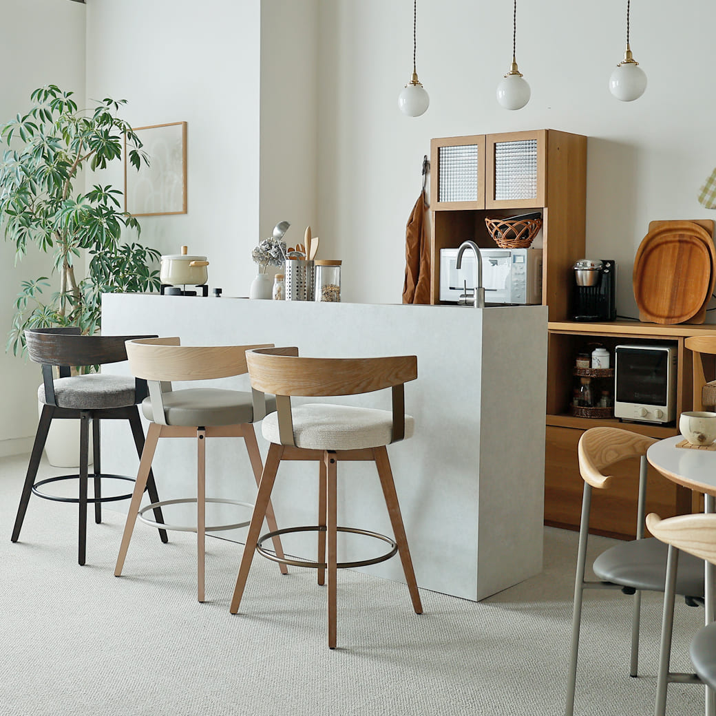 m-cc01 回転式ダイニングチェア