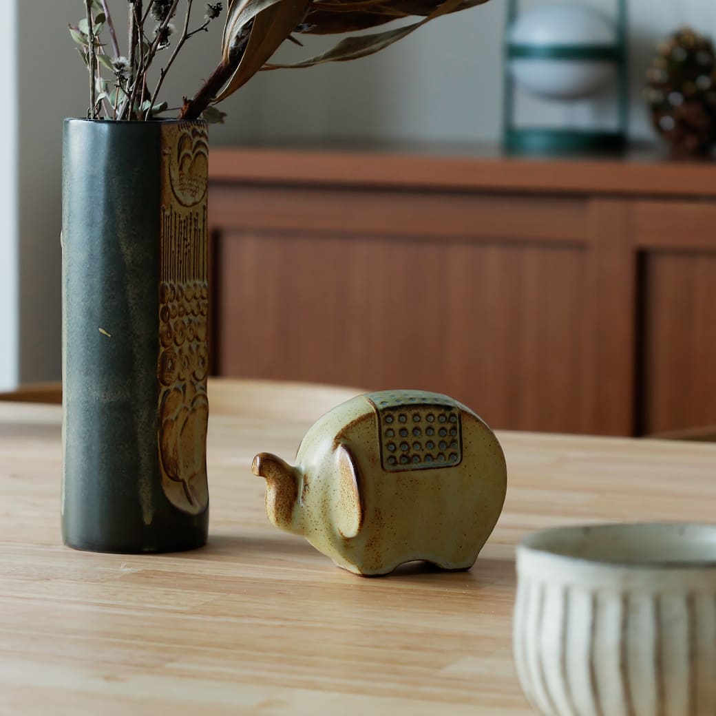m-ob06 かしわ窯　Ornament An elephant type:flat