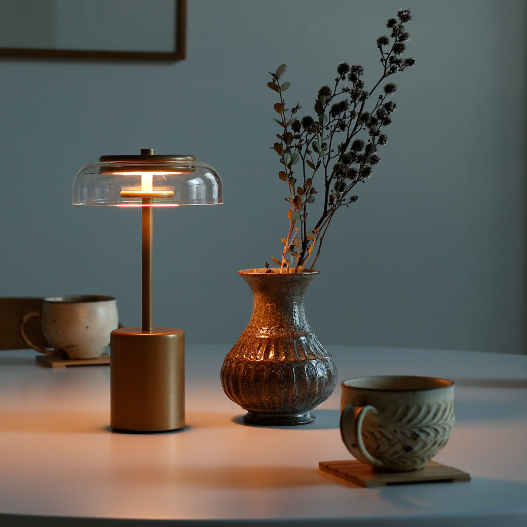 m-tl03 NUURA | BLOSSI TABLE MINI PORTABLE